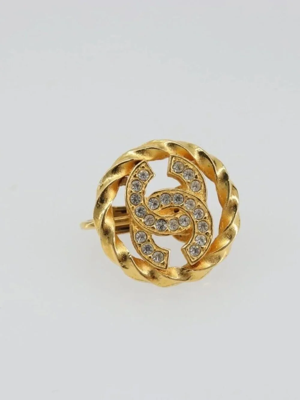CHANEL Earring Metal Gold Tone CC Auth 188627